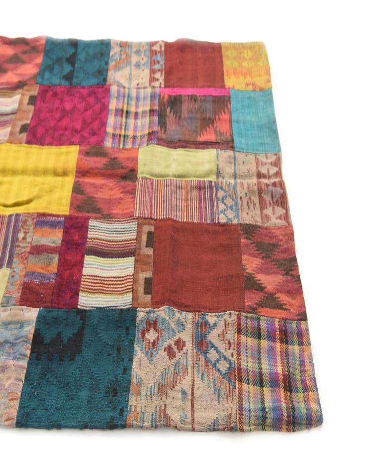 Detail image of  4' 5 x 7'  Hand Woven Kilim Patchwork Wool Rug