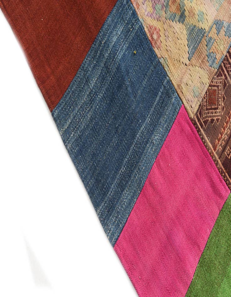 Detail image of  6' 6 x 9' 10  Hand Woven Kilim Patchwork Wool Rug