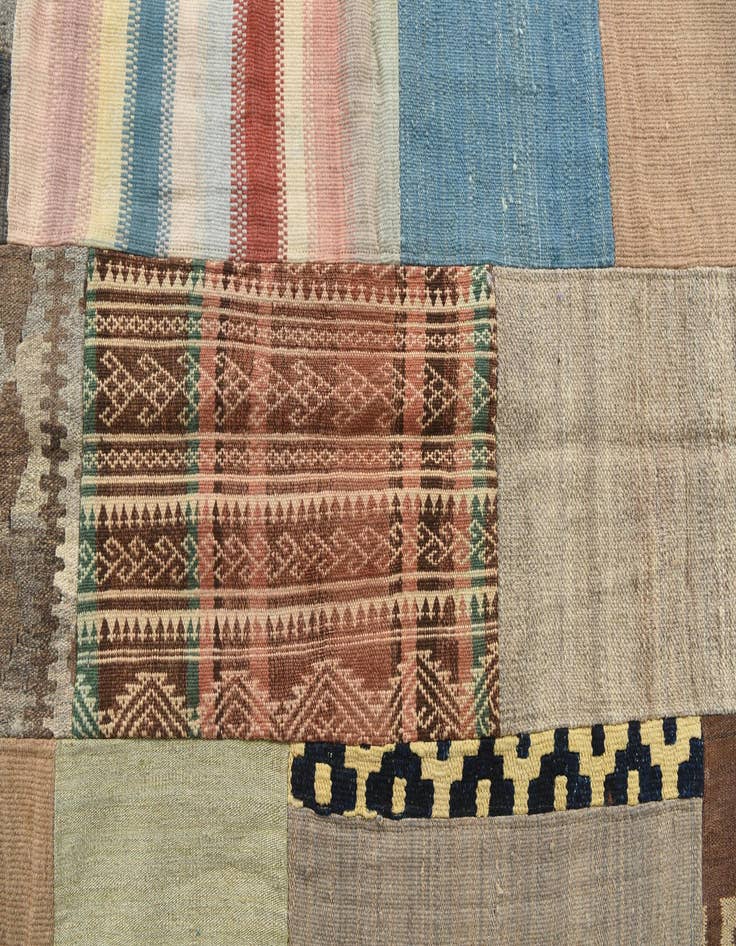 Detail image of  5' 3 x 7' 10  Hand Woven Kilim Patchwork Wool Rug