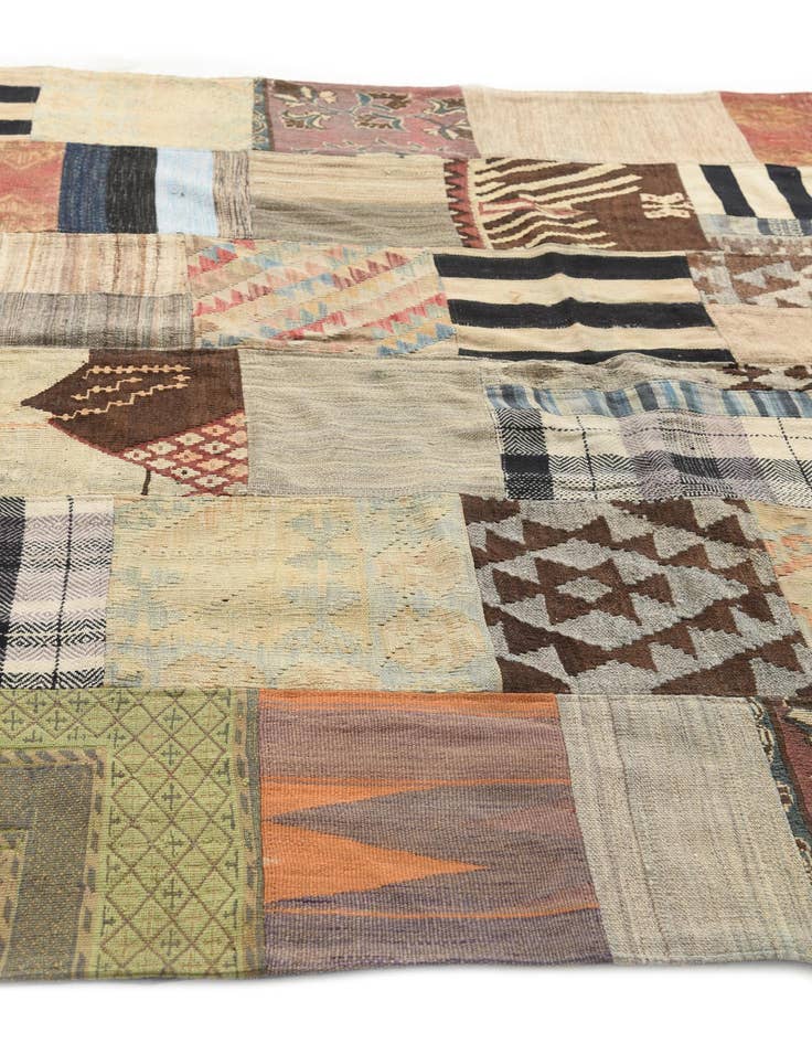 Detail image of  6' 6 x 9' 9  Hand Woven Kilim Patchwork Wool Rug