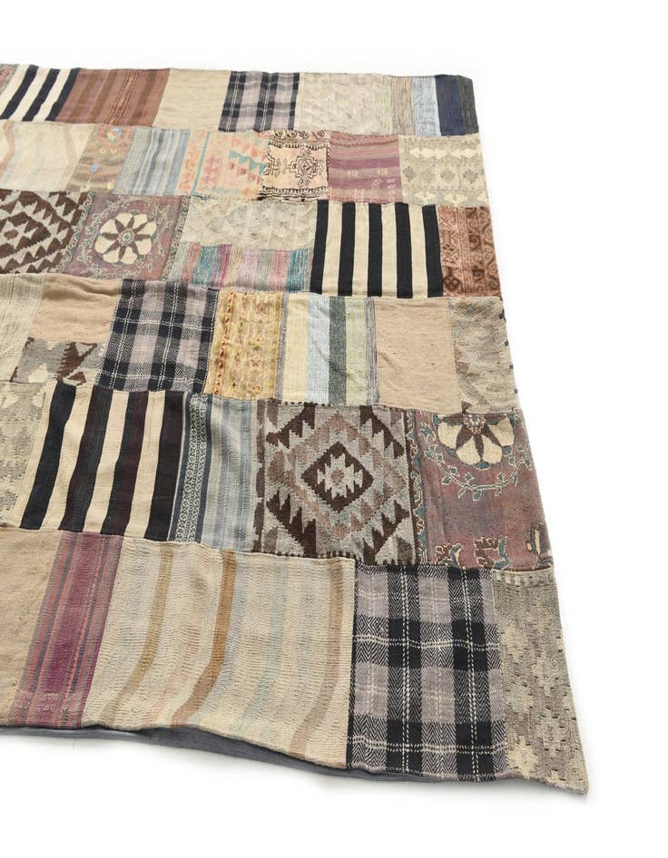 Detail image of  6' 6 x 9' 10  Hand Woven Kilim Patchwork Wool Rug