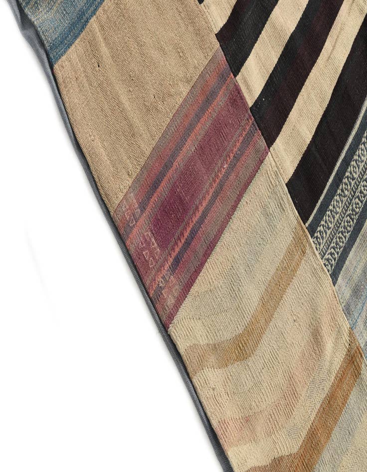 Detail image of  6' 6 x 9' 10  Hand Woven Kilim Patchwork Wool Rug