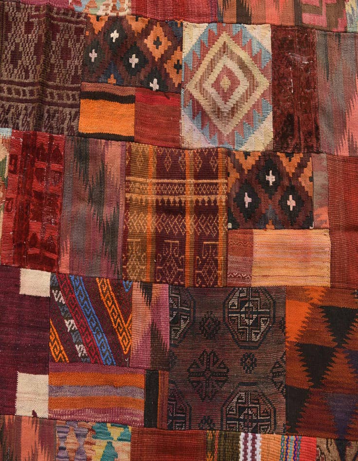 Detail image of  4' 1 x 6'  Hand Woven Kilim Patchwork Wool Rug