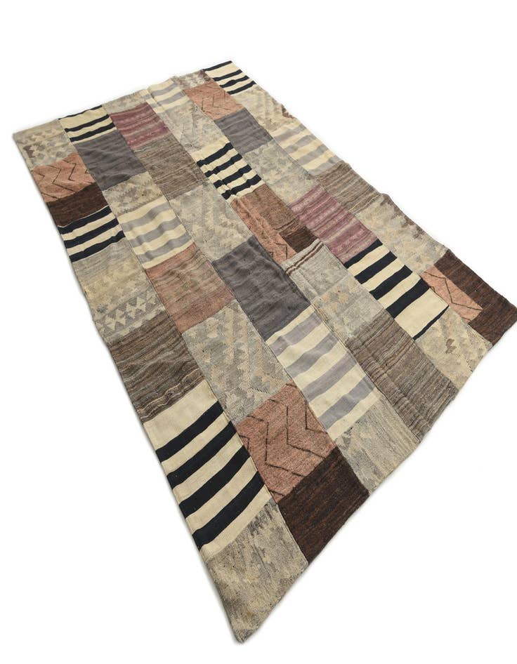 Detail image of  6' 8 x 9' 8  Hand Woven Kilim Patchwork Wool Rug
