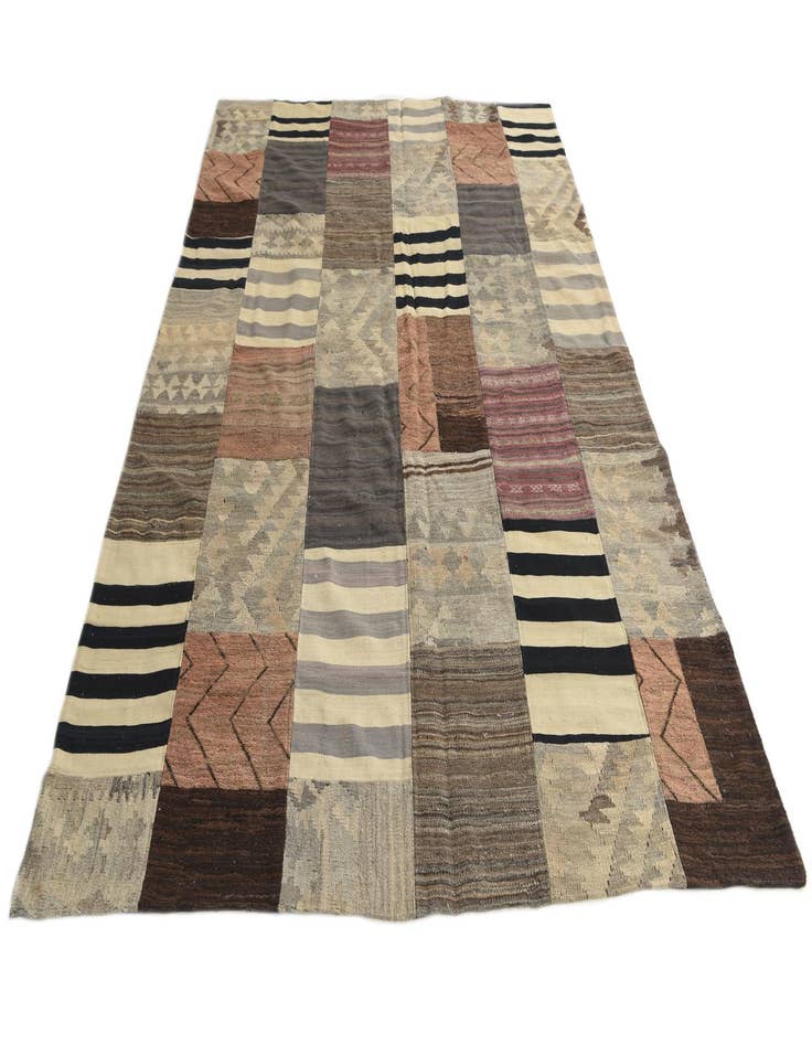 Detail image of  6' 8 x 9' 8  Hand Woven Kilim Patchwork Wool Rug