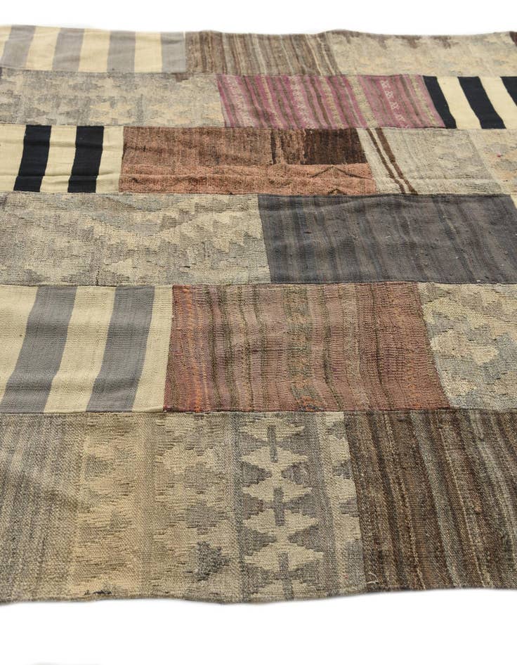Detail image of  6' 8 x 9' 8  Hand Woven Kilim Patchwork Wool Rug