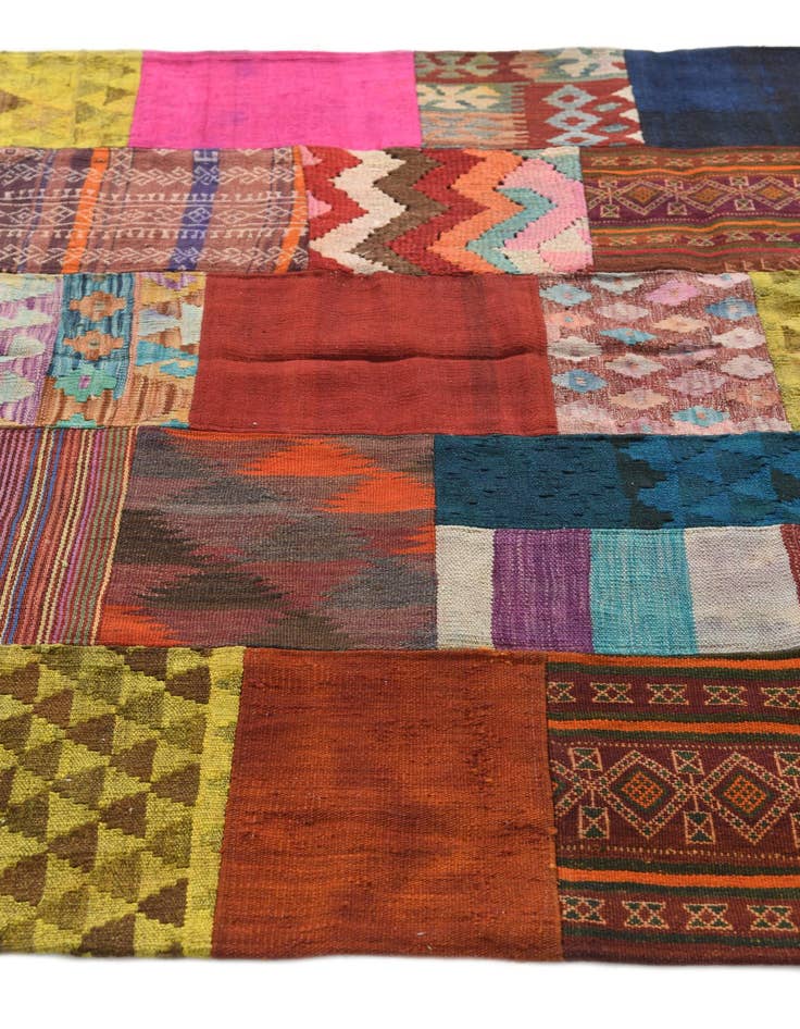 Detail image of  5' 5 x 7' 10  Hand Woven Kilim Patchwork Wool Rug