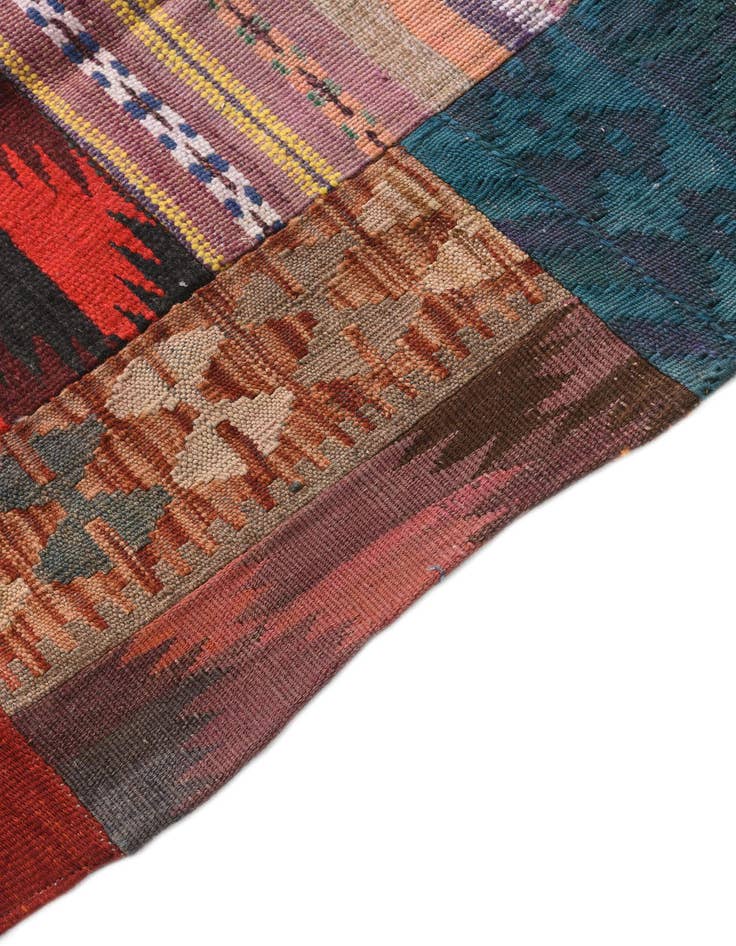 Detail image of  4' x 5' 8  Hand Woven Kilim Patchwork Wool Rug