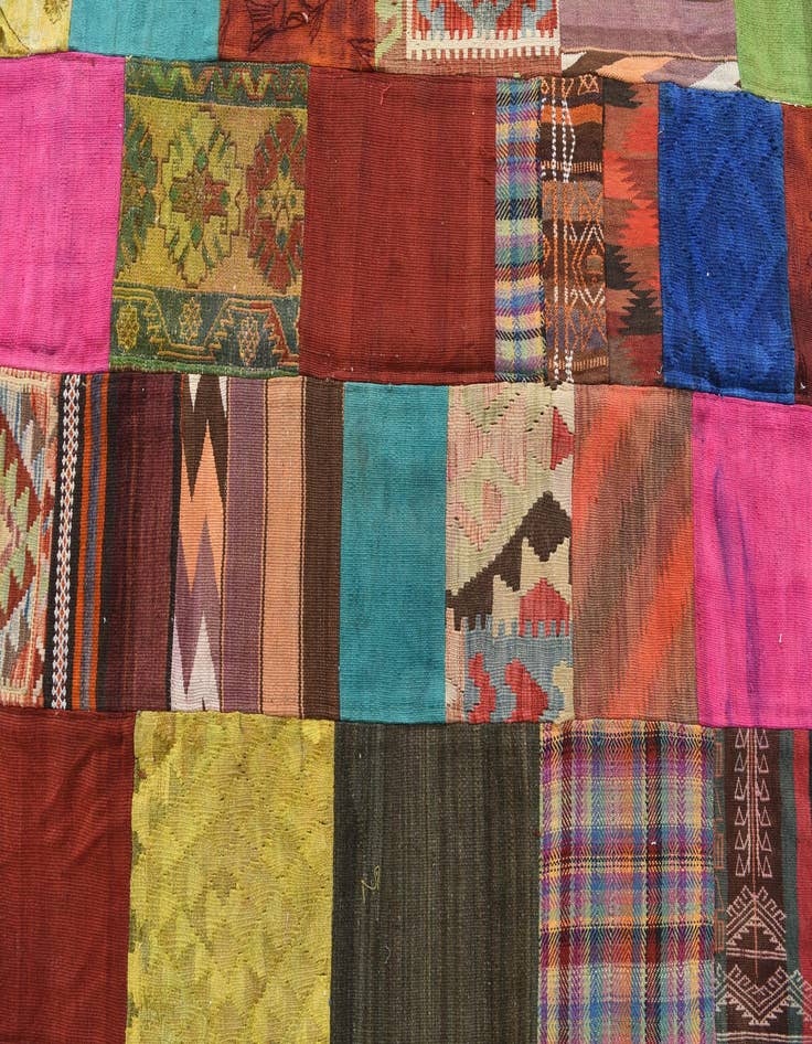 Detail image of  6' 6 x 9' 9  Hand Woven Kilim Patchwork Wool Rug