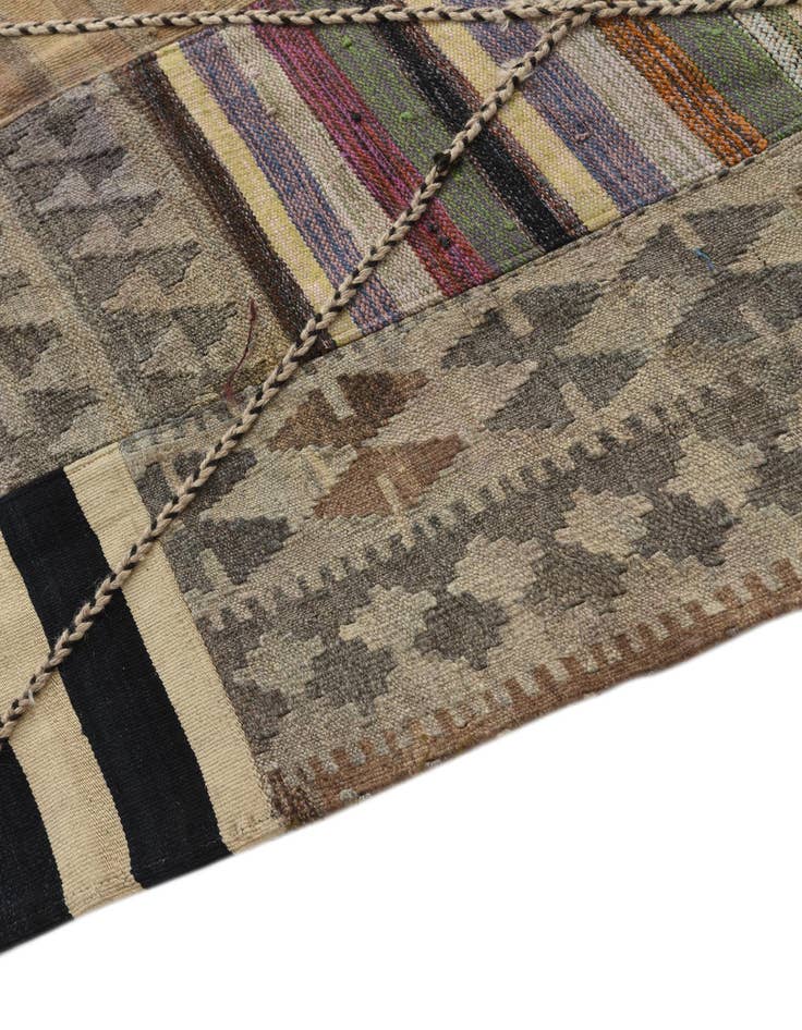Detail image of  6' 7 x 9' 9  Hand Woven Kilim Patchwork Wool Rug