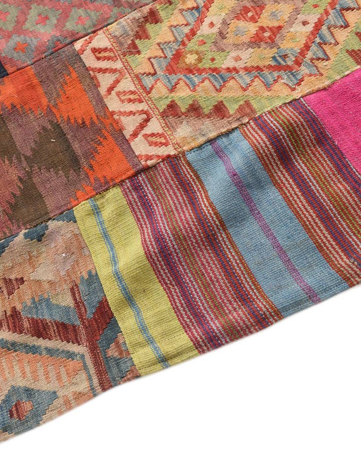 Detail image of  6' 8 x 9' 8  Hand Woven Kilim Patchwork Wool Rug