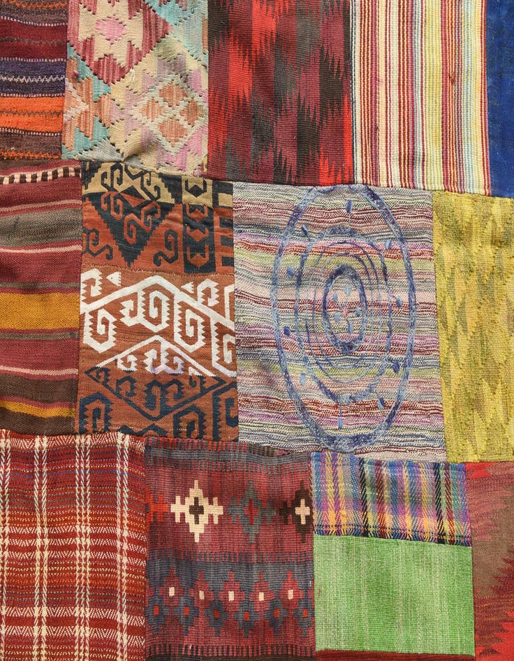 Detail image of  6' 8 x 9' 10  Hand Woven Kilim Patchwork Wool Rug