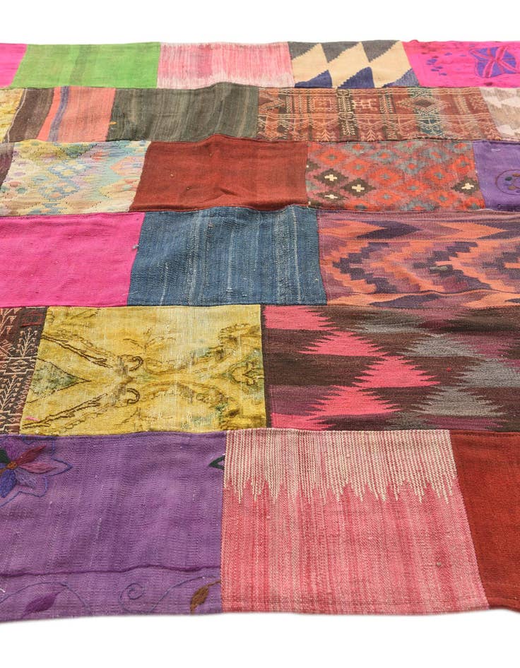 Detail image of  6' 8 x 9' 9  Hand Woven Kilim Patchwork Wool Rug