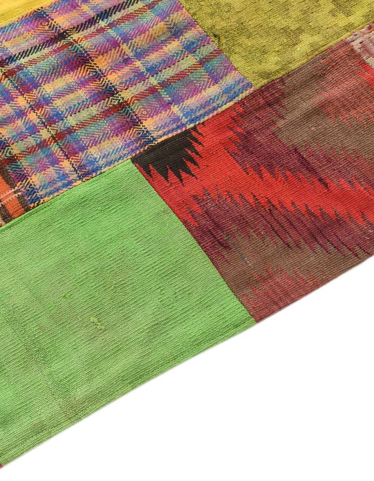 Detail image of  6' 7 x 9' 10  Hand Woven Kilim Patchwork Wool Rug