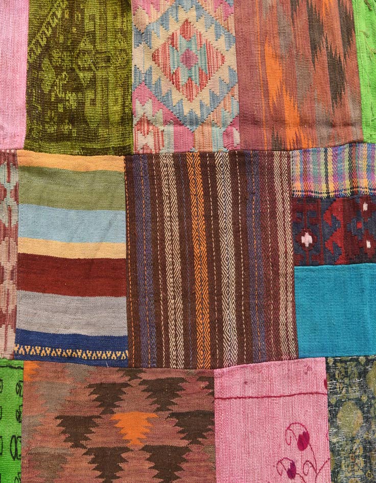 Detail image of  7' x 9' 10  Hand Woven Kilim Patchwork Wool Rug