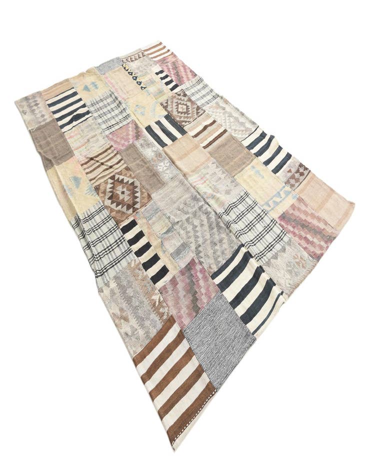 Detail image of  6' 5 x 9' 7  Hand Woven Kilim Patchwork Wool Rug