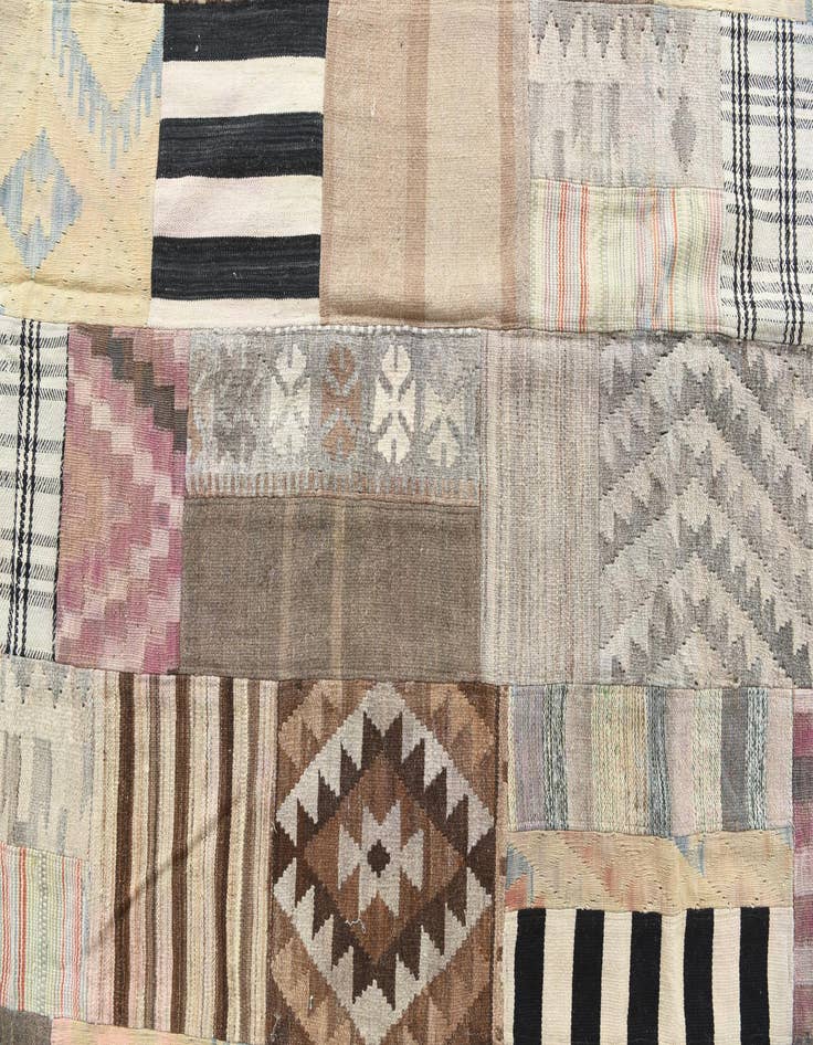 Detail image of  6' 5 x 9' 7  Hand Woven Kilim Patchwork Wool Rug