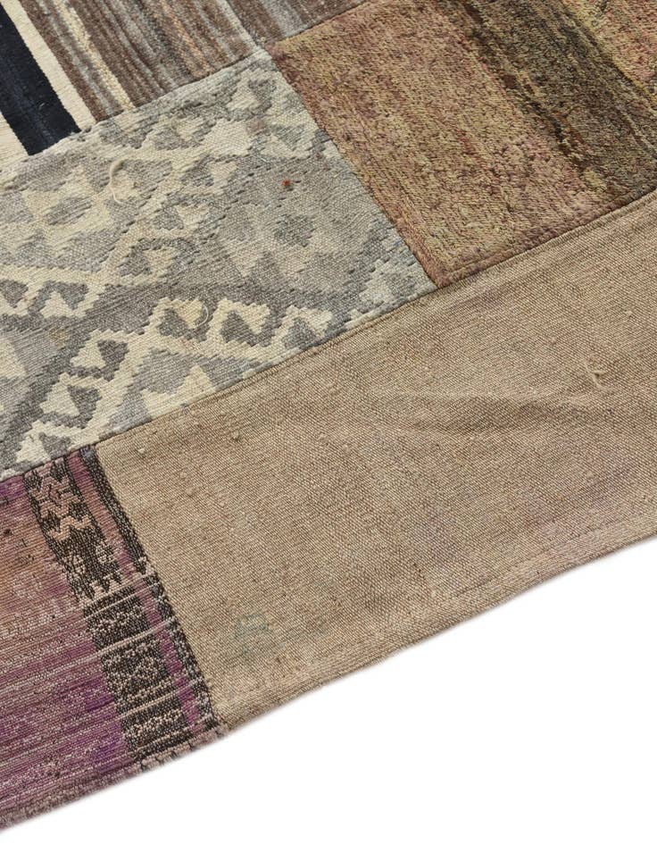 Detail image of  6' 5 x 9' 3  Hand Woven Kilim Patchwork Wool Rug