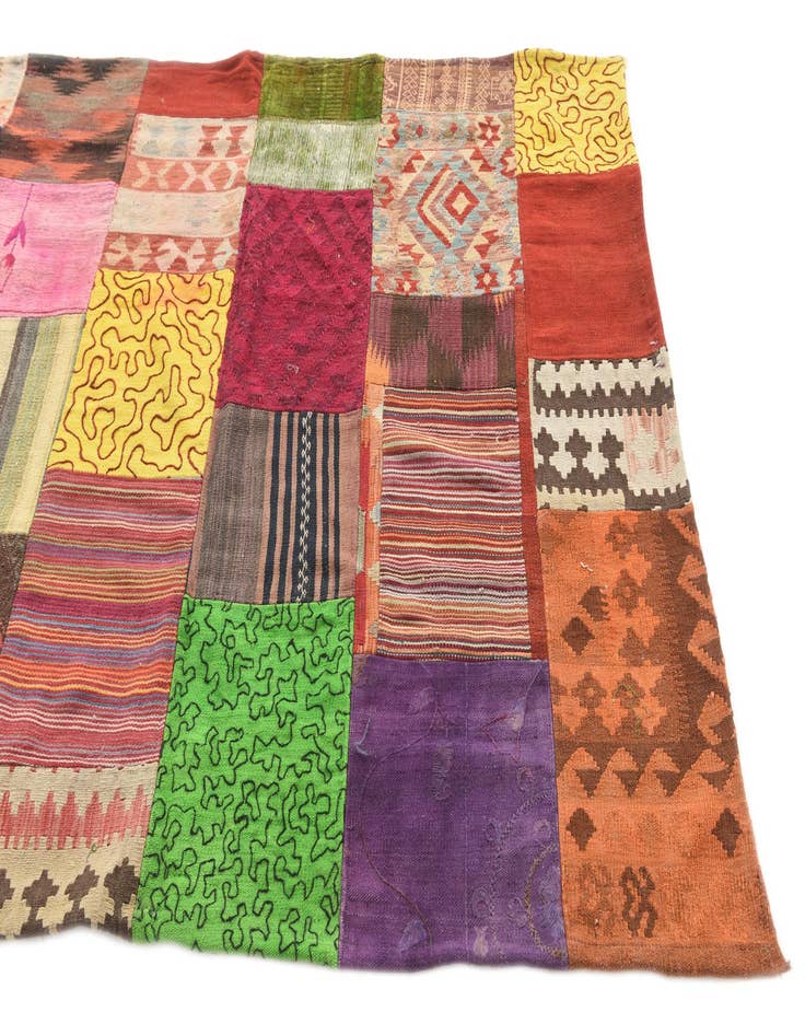 Detail image of  4' 8 x 6' 6  Hand Woven Kilim Patchwork Wool Rug