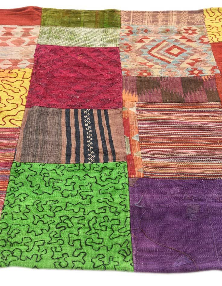 Detail image of  4' 8 x 6' 6  Hand Woven Kilim Patchwork Wool Rug