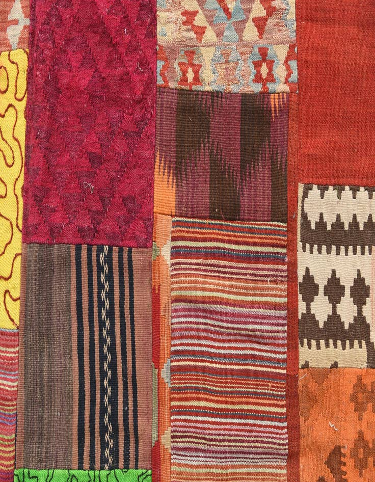 Detail image of  4' 8 x 6' 6  Hand Woven Kilim Patchwork Wool Rug