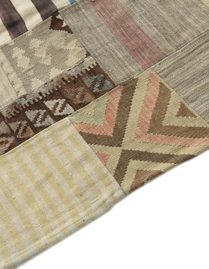 Detail image of  6' 5 x 9' 7  Hand Woven Kilim Patchwork Wool Rug
