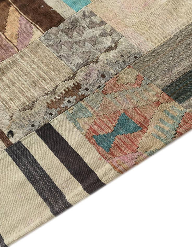 Detail image of  6' 4 x 9' 8  Hand Woven Kilim Patchwork Wool Rug