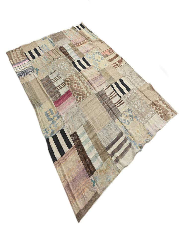 Detail image of  6' 5 x 9'  Hand Woven Kilim Patchwork Wool Rug