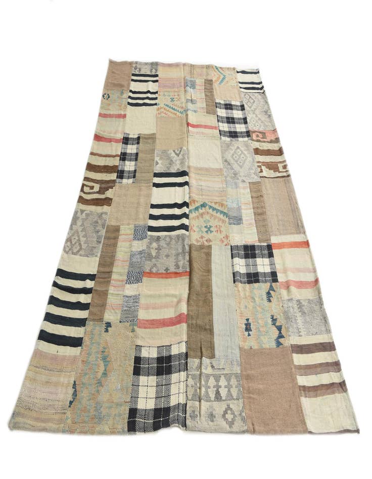 Detail image of  6' 5 x 9' 5  Hand Woven Kilim Patchwork Wool Rug