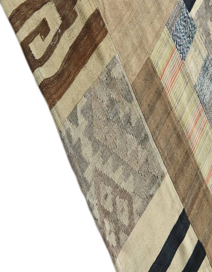 Detail image of  6' 5 x 9' 5  Hand Woven Kilim Patchwork Wool Rug