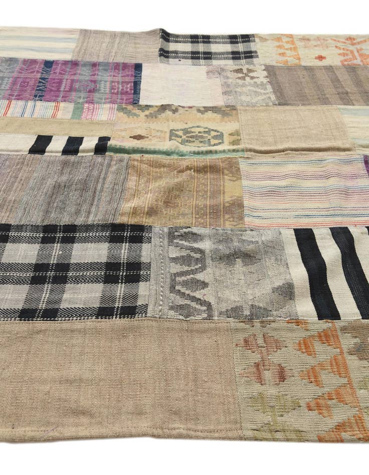 Detail image of  6' 5 x 9' 7  Hand Woven Kilim Patchwork Wool Rug