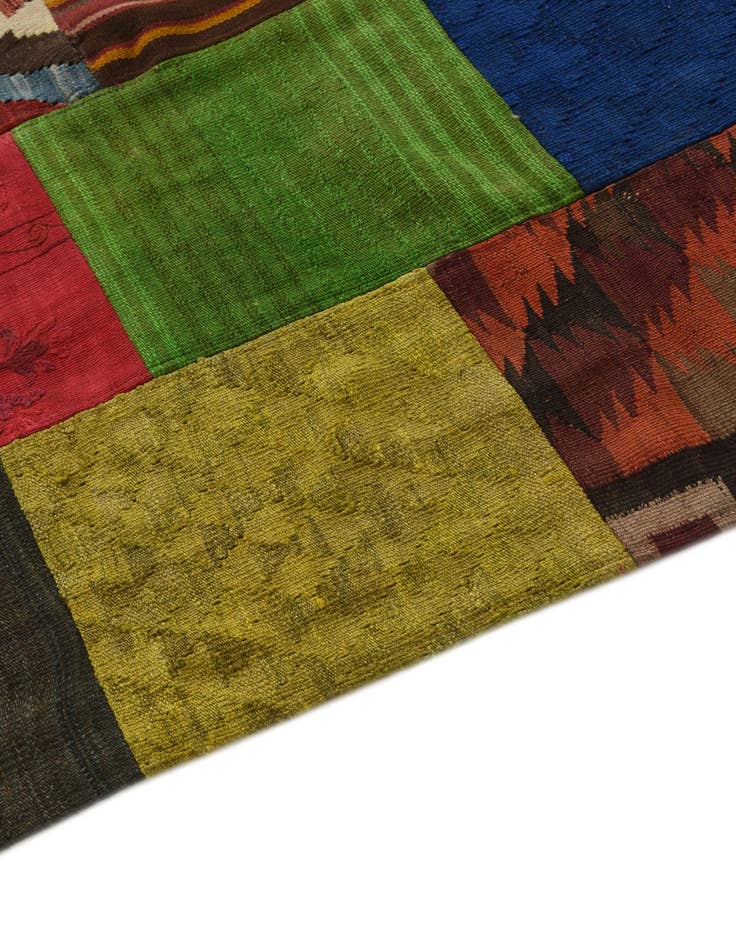 Detail image of  6' 7 x 9' 7  Hand Woven Kilim Patchwork Wool Rug