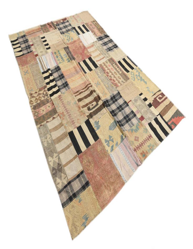 Detail image of  6' 5 x 9' 5  Hand Woven Kilim Patchwork Wool Rug