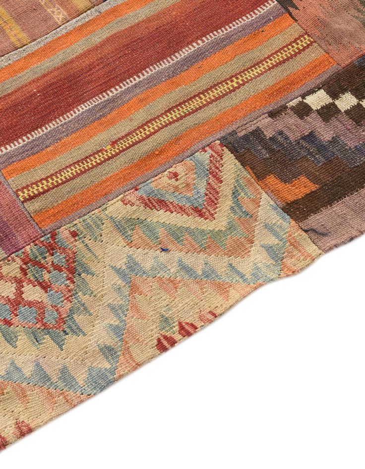 Detail image of  5' 3 x 7' 10  Hand Woven Kilim Patchwork Wool Rug