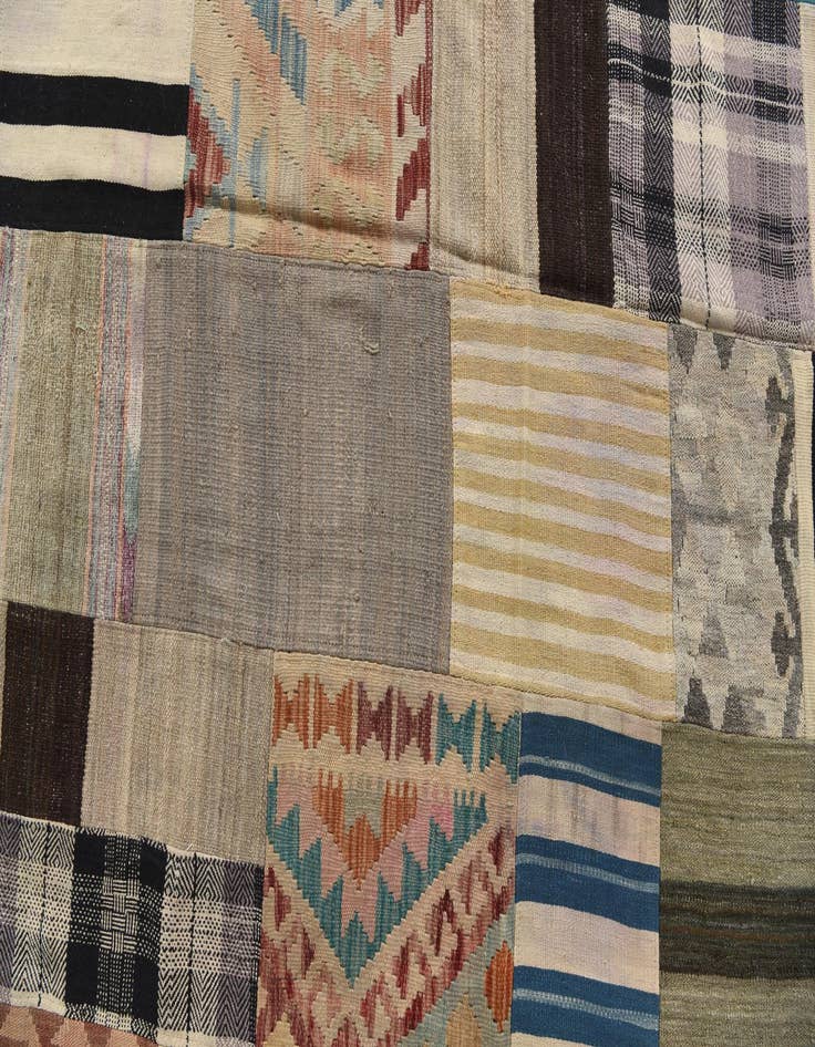 Detail image of  6' 6 x 10'  Hand Woven Kilim Patchwork Wool Rug