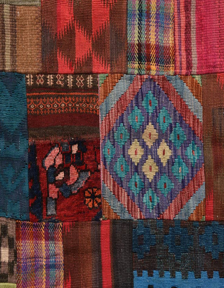 Detail image of  4' 1 x 5' 10  Hand Woven Kilim Patchwork Wool Rug
