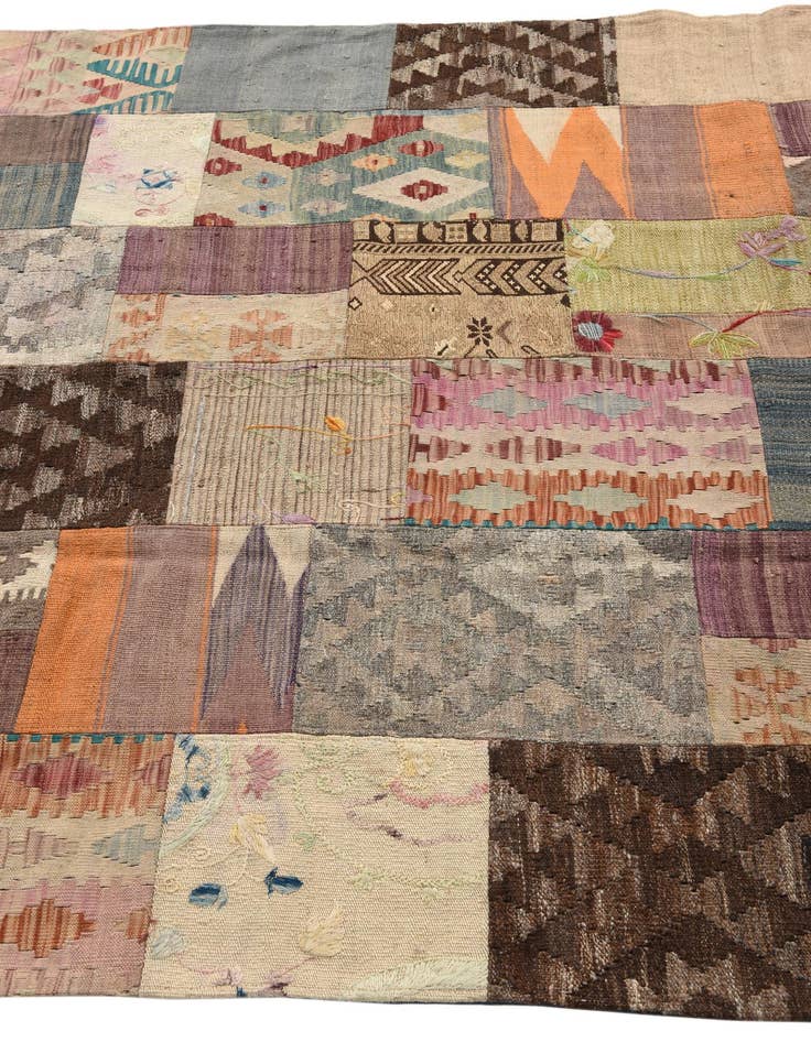 Detail image of  5' 4 x 6' 10  Hand Woven Kilim Patchwork Wool Rug