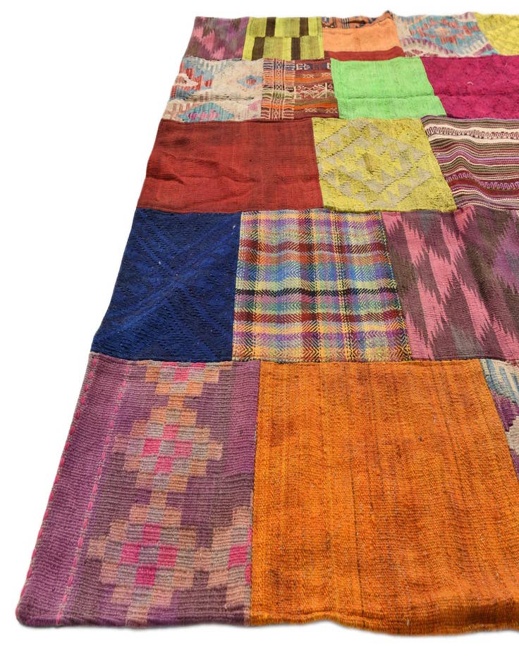 Detail image of  5' 5 x 8'  Hand Woven Kilim Patchwork Wool Rug