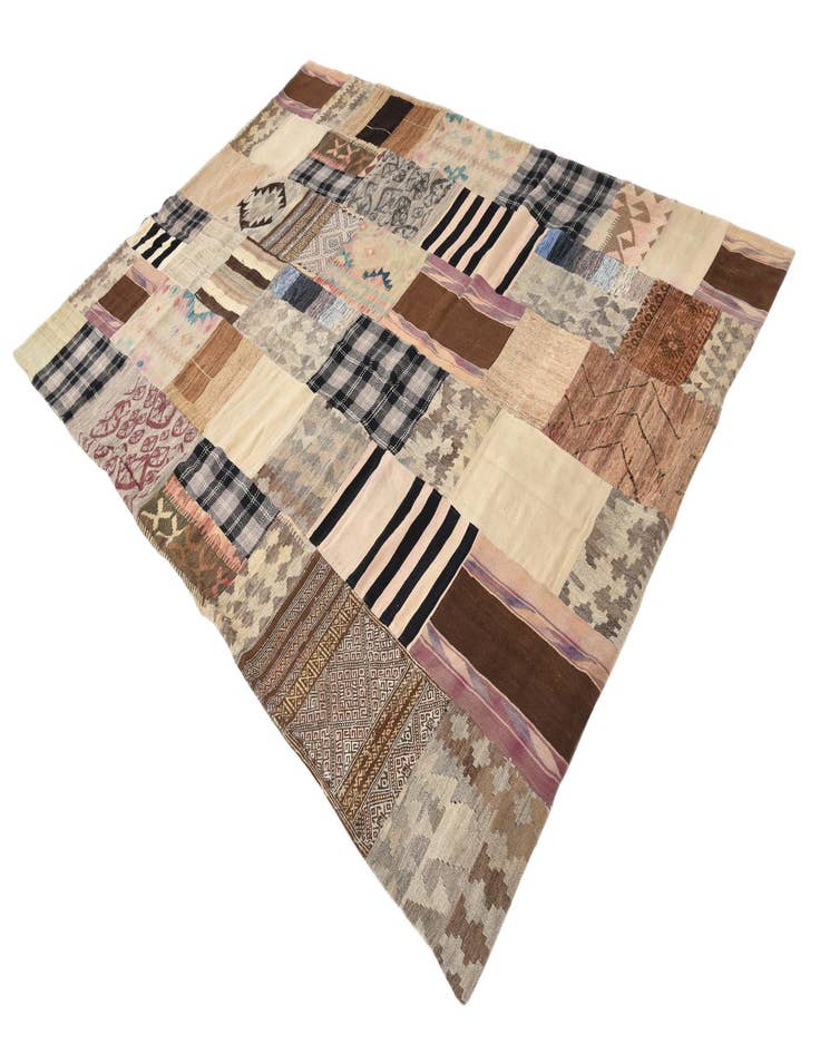 Detail image of  6' 5 x 9' 4  Hand Woven Kilim Patchwork Wool Rug