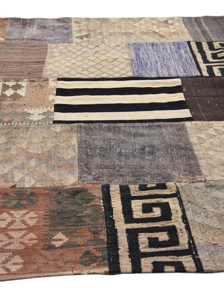 Detail image of  6' x 7' 9  Hand Woven Kilim Patchwork Wool Rug