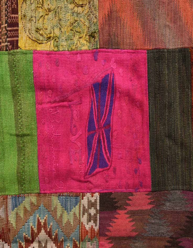 Detail image of  6' 8 x 10'  Hand Woven Kilim Patchwork Wool Rug