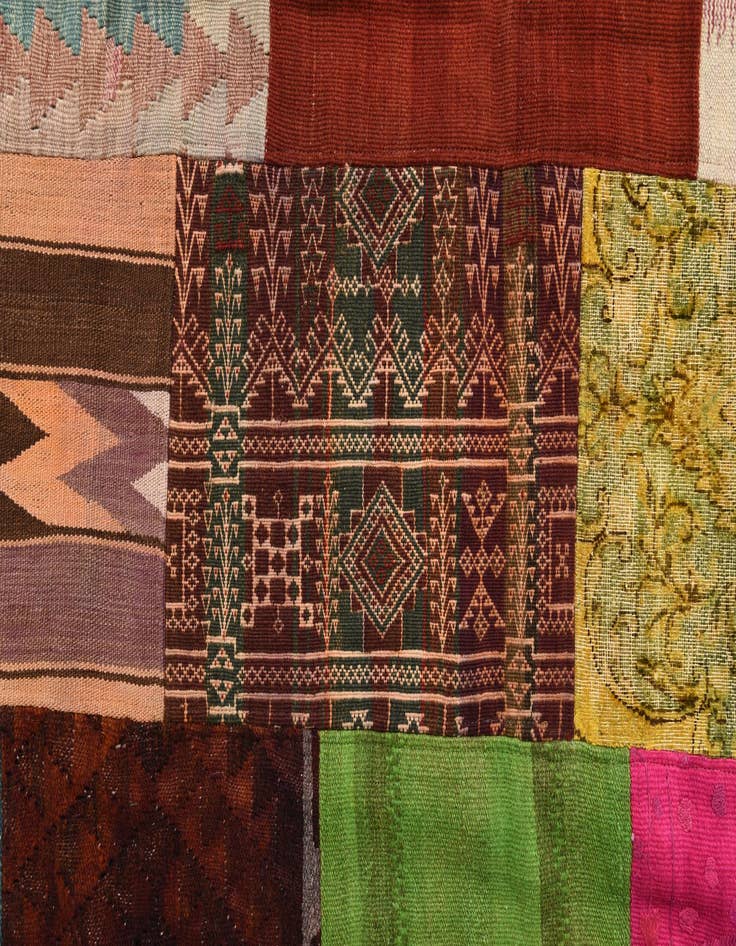 Detail image of  6' 8 x 10'  Hand Woven Kilim Patchwork Wool Rug