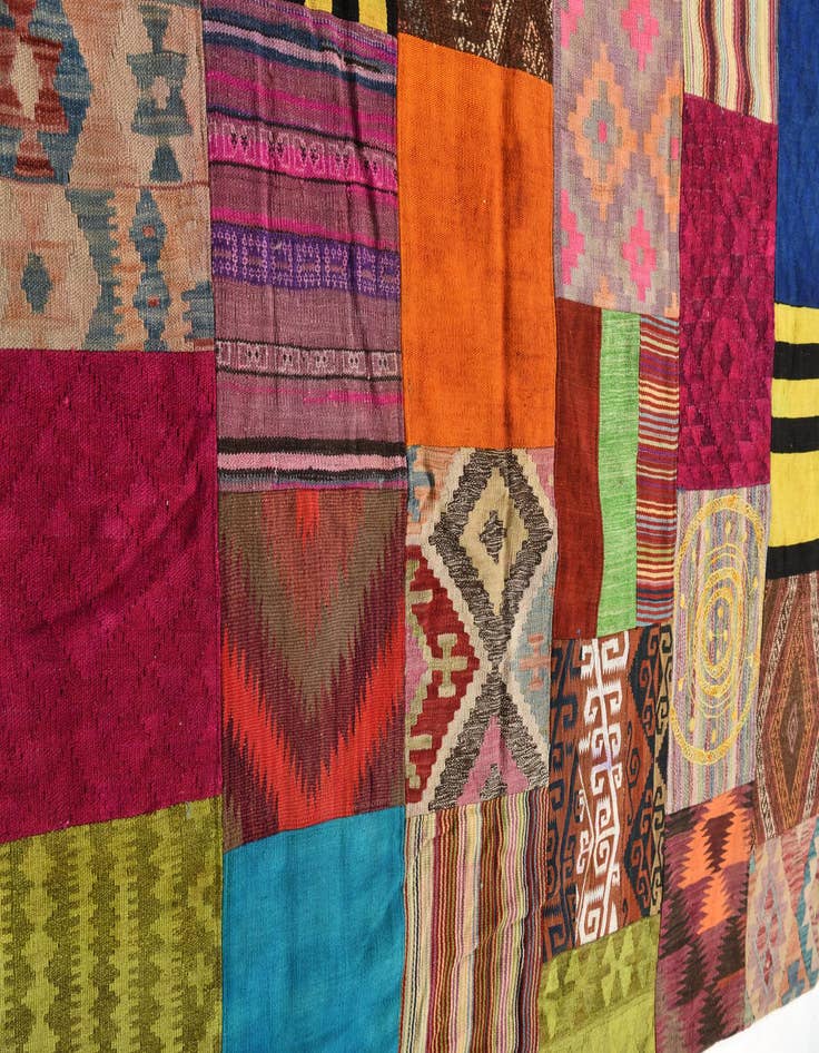 Detail image of  6' 7 x 9' 9  Hand Woven Kilim Patchwork Wool Rug