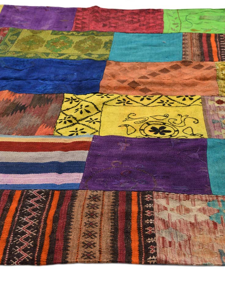 Detail image of  6' 7 x 9' 9  Hand Woven Kilim Patchwork Wool Rug