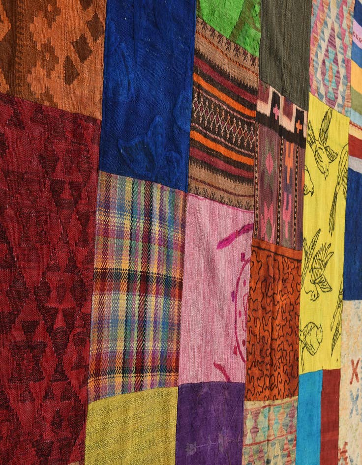 Detail image of  6' 7 x 9' 9  Hand Woven Kilim Patchwork Wool Rug