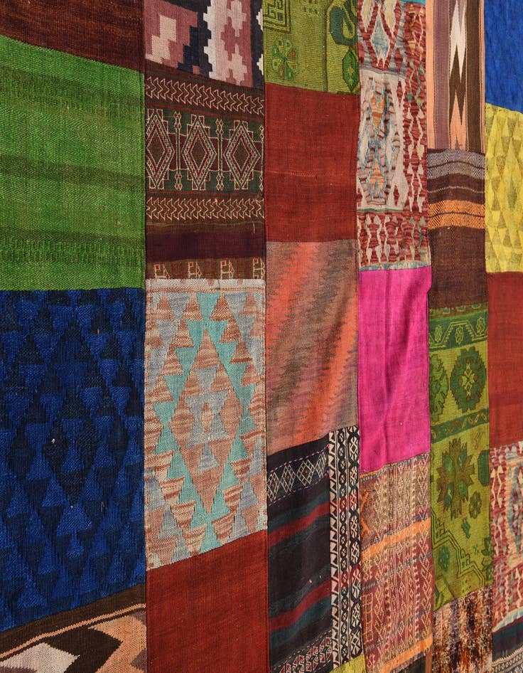 Detail image of  6' 7 x 9' 10  Hand Woven Kilim Patchwork Wool Rug