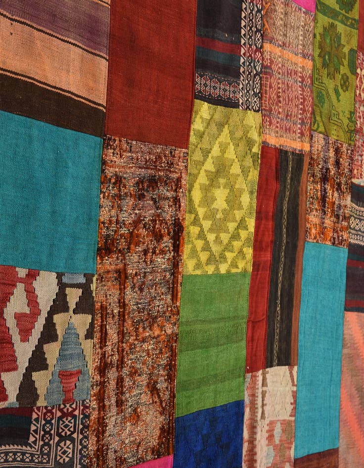 Detail image of  6' 7 x 9' 10  Hand Woven Kilim Patchwork Wool Rug