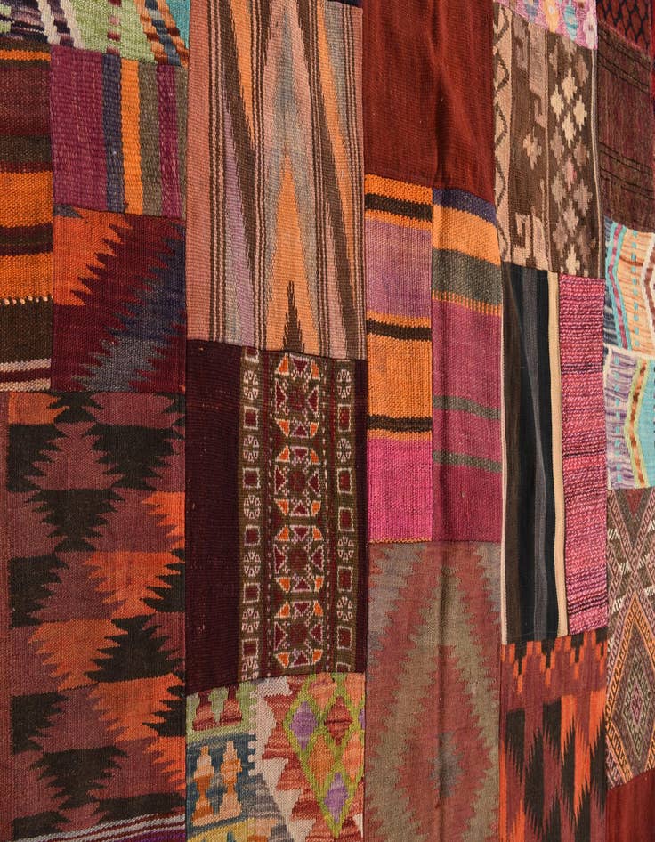 Detail image of  5' 1 x 6' 9  Hand Woven Kilim Patchwork Wool Rug