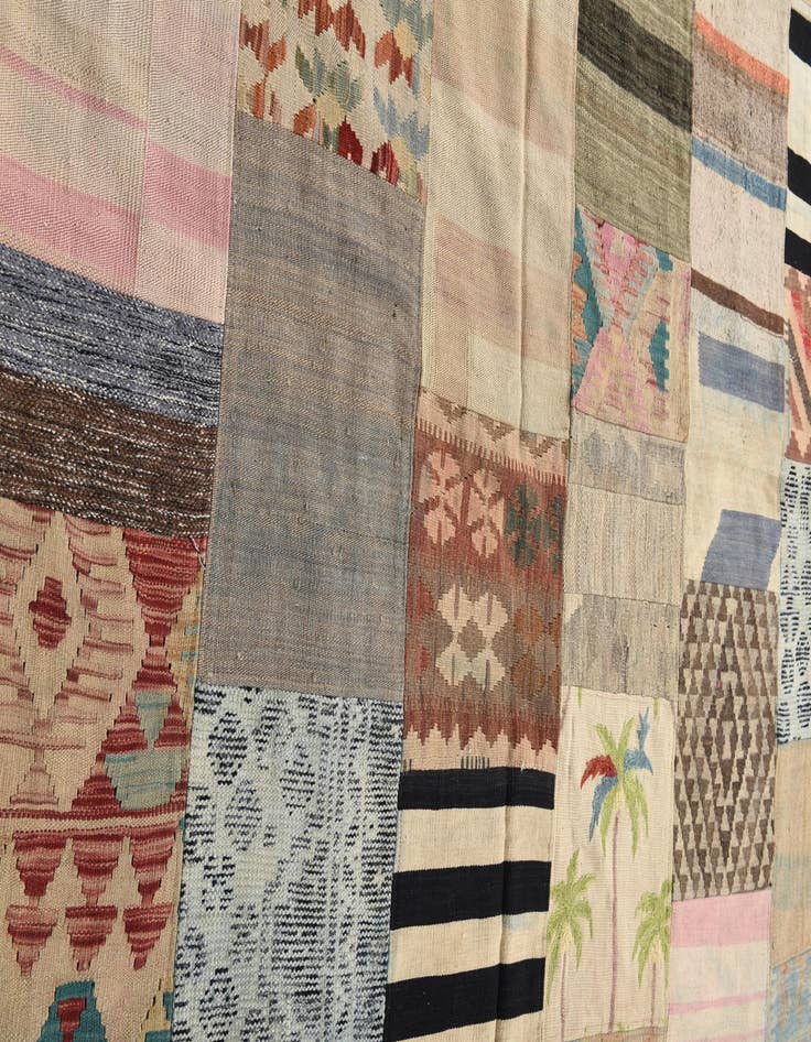 Detail image of  6' 7 x 9' 10  Hand Woven Kilim Patchwork Wool Rug
