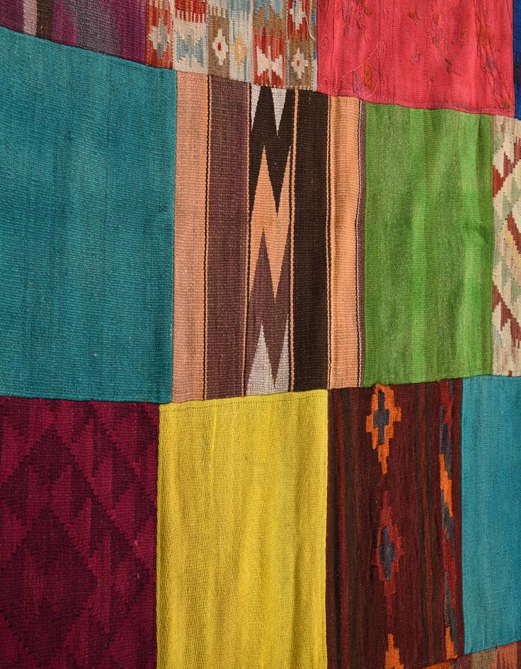 Detail image of  4' 9 x 6' 7  Hand Woven Kilim Patchwork Wool Rug
